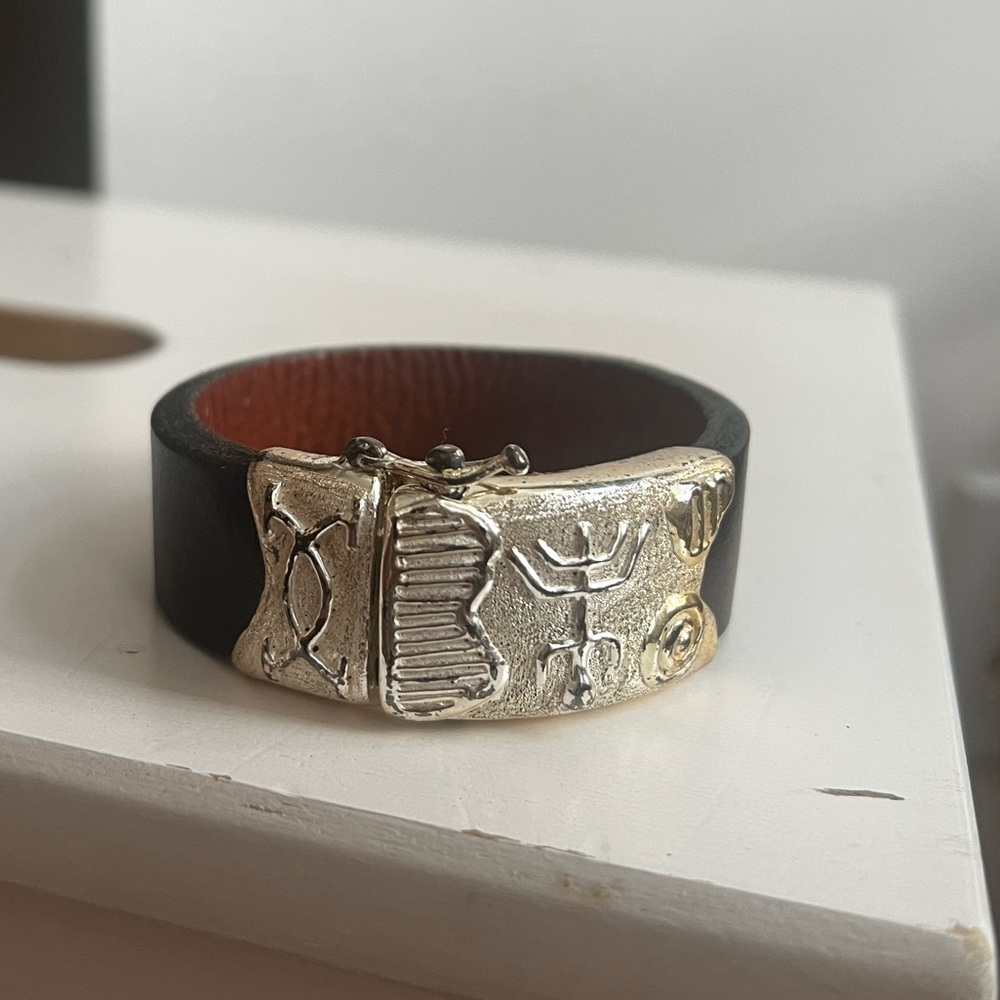 Burkindy bracelet - never worn